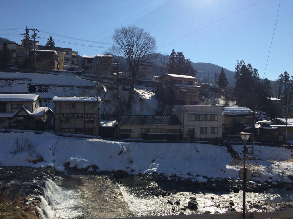 Yudanaka Onsen Yamazakiya Hotel Яманучи Екстериор снимка