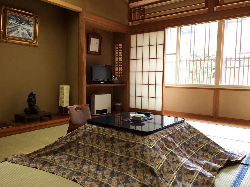 Yudanaka Onsen Yamazakiya Hotel Яманучи Екстериор снимка