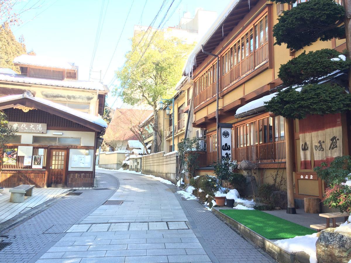 Yudanaka Onsen Yamazakiya Hotel Яманучи Екстериор снимка